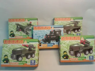 конструктор "Военная машина" (5 видов)